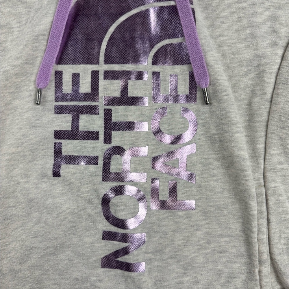 The North Face Half Dome pullover hoodie in gray with purple logo size medium - Picture 2 of 7